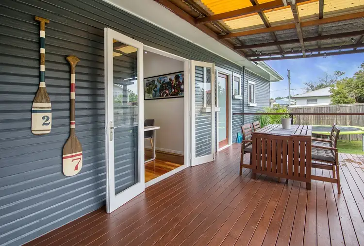 2 Leslie Street, East Ipswich QLD 4305