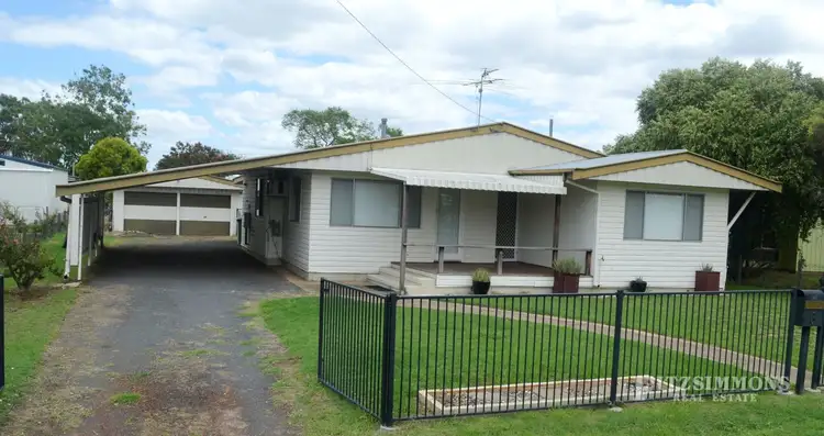 6 Hawthorne Street, Dalby QLD 4405