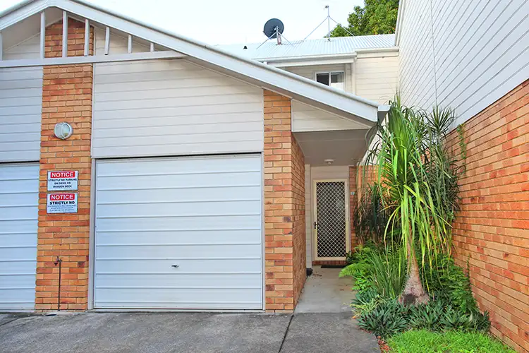 2/24-30 Lamington Terrace, Nambour QLD 4560