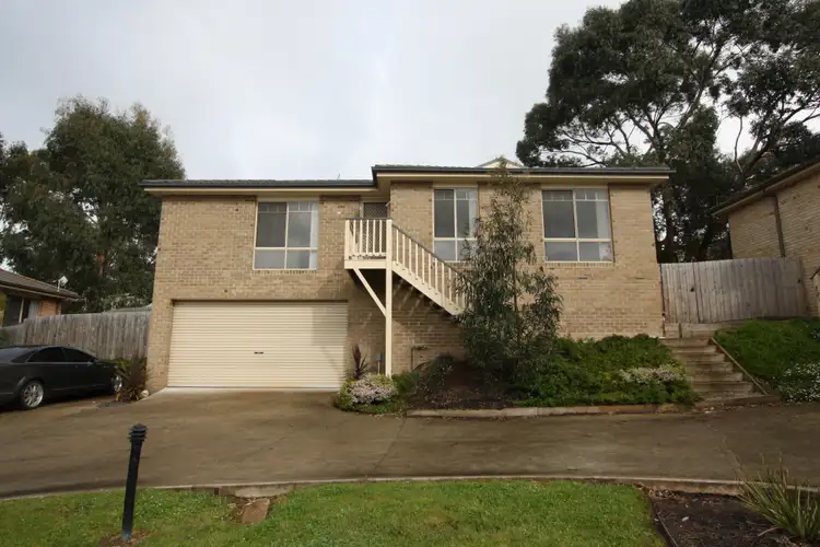 10/11 Lower Gordon Street, Korumburra VIC 3950
