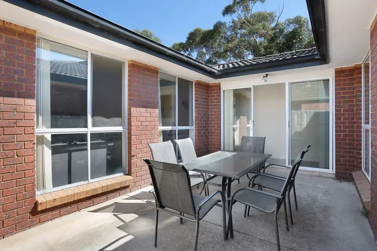 2/234 Morris Road, Hoppers Crossing VIC 3029
