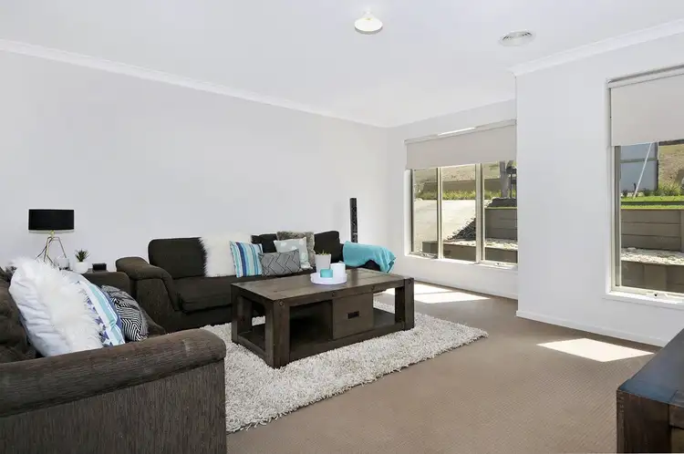 Third view of Homely house listing, 32 Lorikeet Crescent, Whittlesea VIC 3757