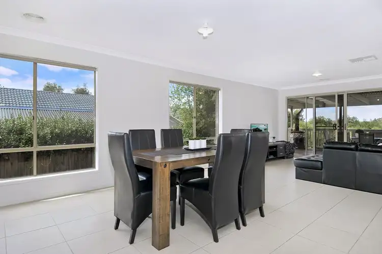 Fifth view of Homely house listing, 32 Lorikeet Crescent, Whittlesea VIC 3757