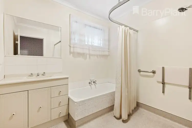 Sixth view of Homely house listing, 8 Koombooloomba Court, Lilydale VIC 3140
