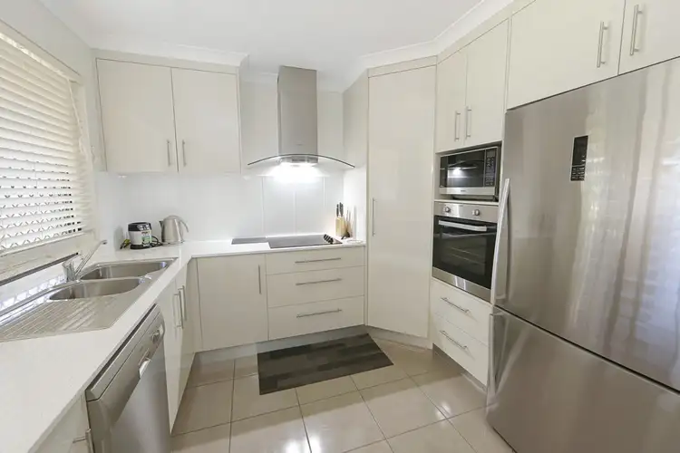 Sixth view of Homely unit listing, 7/8 Leivesley Street, Bundaberg East QLD 4670