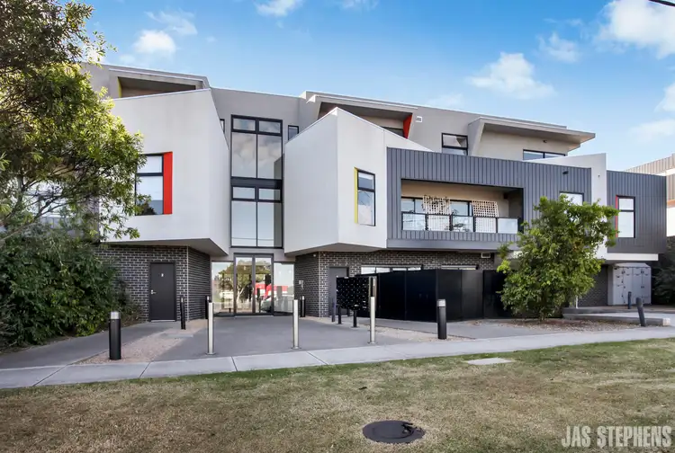 206/372 Geelong Road, West Footscray VIC 3012