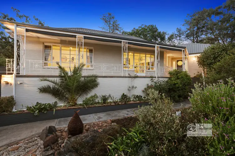 3 Desmond Street, Strathdale VIC 3550