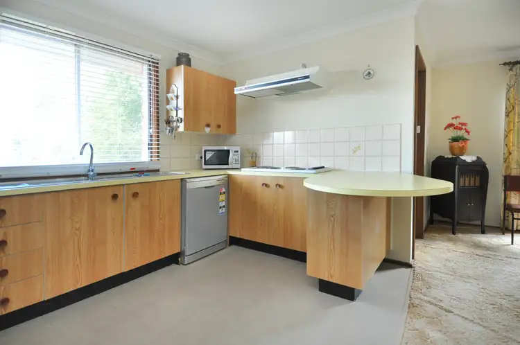 Fifth view of Homely house listing, 7 Parson Close, West Bathurst NSW 2795