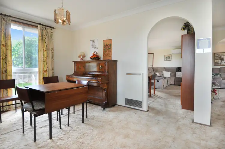 Sixth view of Homely house listing, 7 Parson Close, West Bathurst NSW 2795