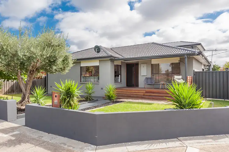 5 Tangemere Avenue, Tullamarine VIC 3043