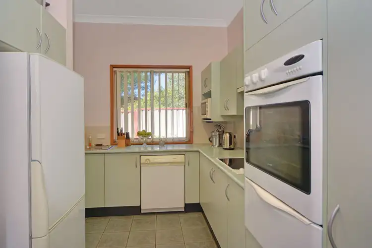 Fifth view of Homely villa listing, 5/4 Carisbrooke Close, Bomaderry NSW 2541