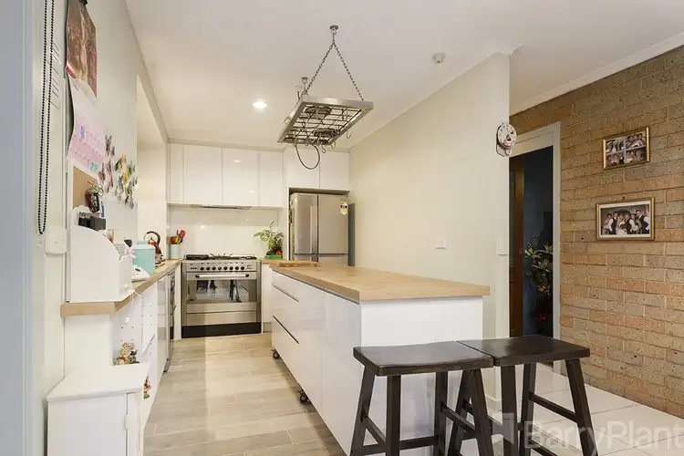 Fourth view of Homely house listing, 10 Hastie Court, Altona Meadows VIC 3028