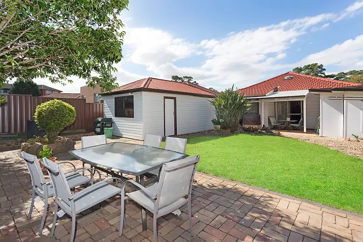 8 Berrille Road, Narwee NSW 2209