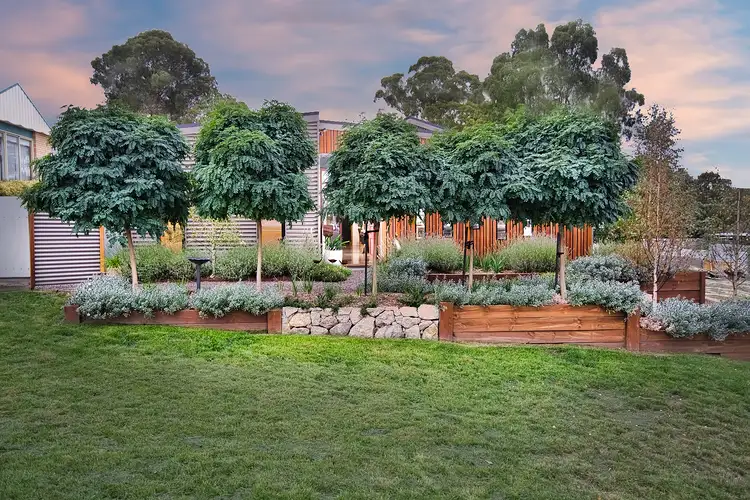 28 Sturt Street, Beaufort VIC 3373