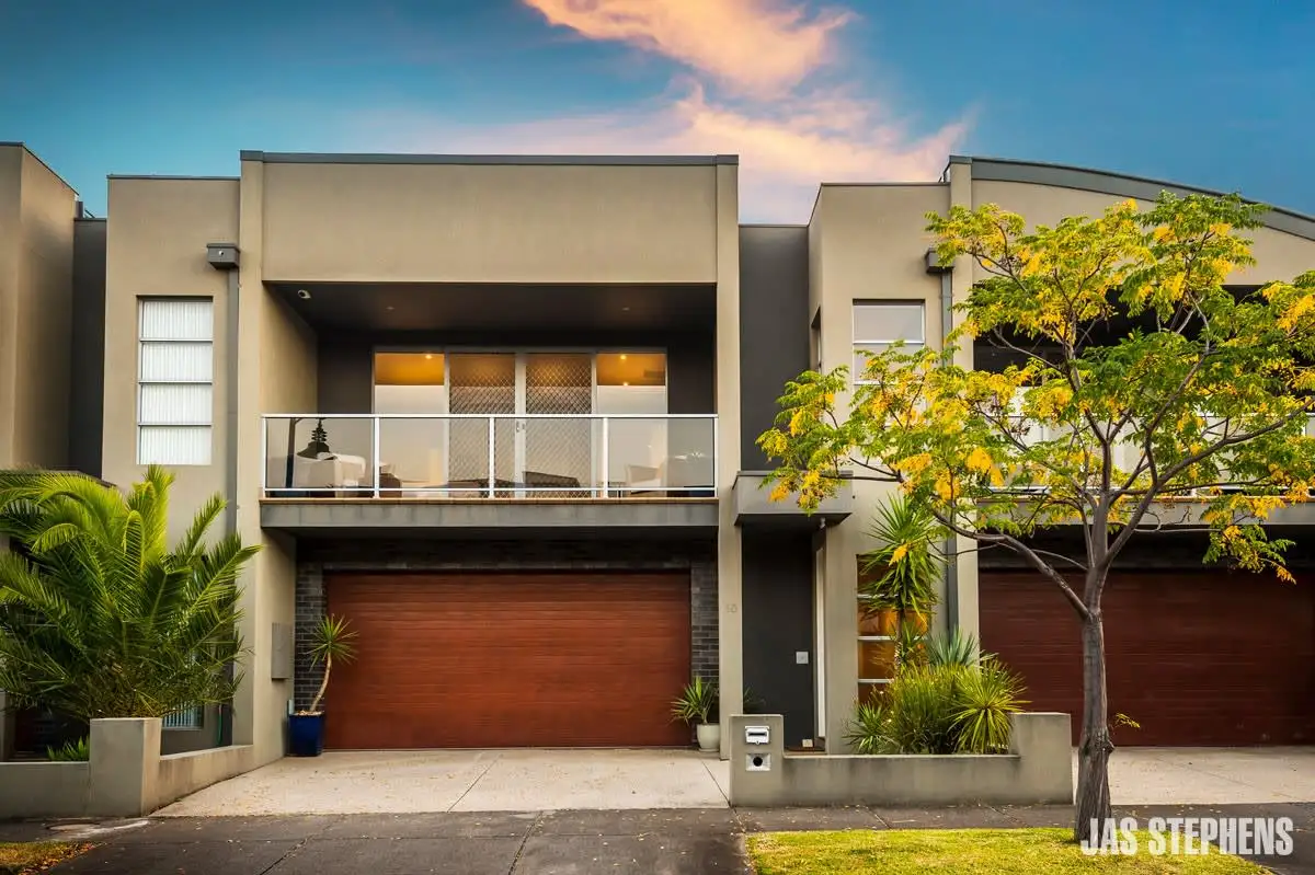 Main view of Homely house listing, 10 Ibis Place, Maribyrnong VIC 3032