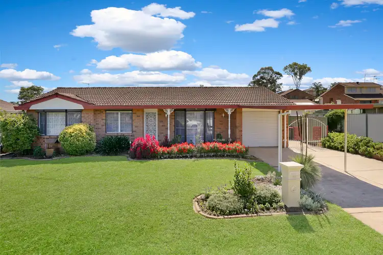 28 Arundel Park Drive, St Clair NSW 2759