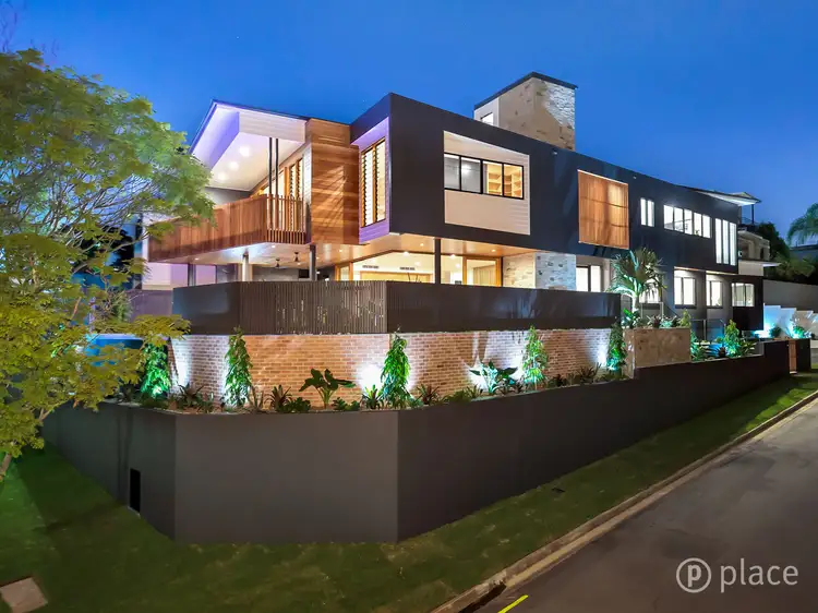 3 Wentworth Parade, Balmoral QLD 4171