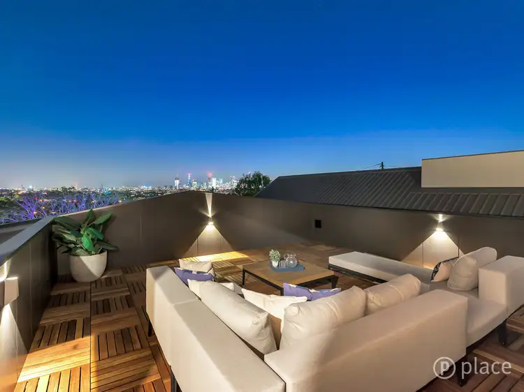 Second view of Homely house listing, 3 Wentworth Parade, Balmoral QLD 4171