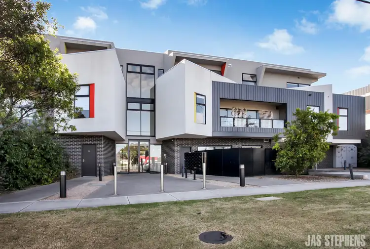 213/372 Geelong Road, West Footscray VIC 3012