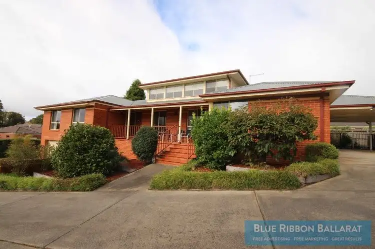 15 Botanic Drive