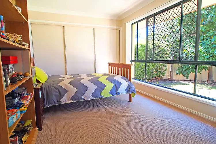 Second view of Homely house listing, 5 Highview Place, Parkwood QLD 4214