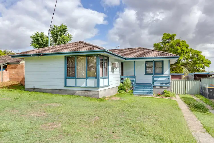 137 Kingstown Road, Woodberry NSW 2322