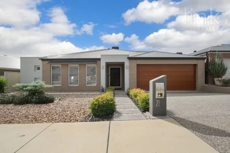 Main view of Homely house listing, 21 Felstead Circuit, Thurgoona NSW 2640