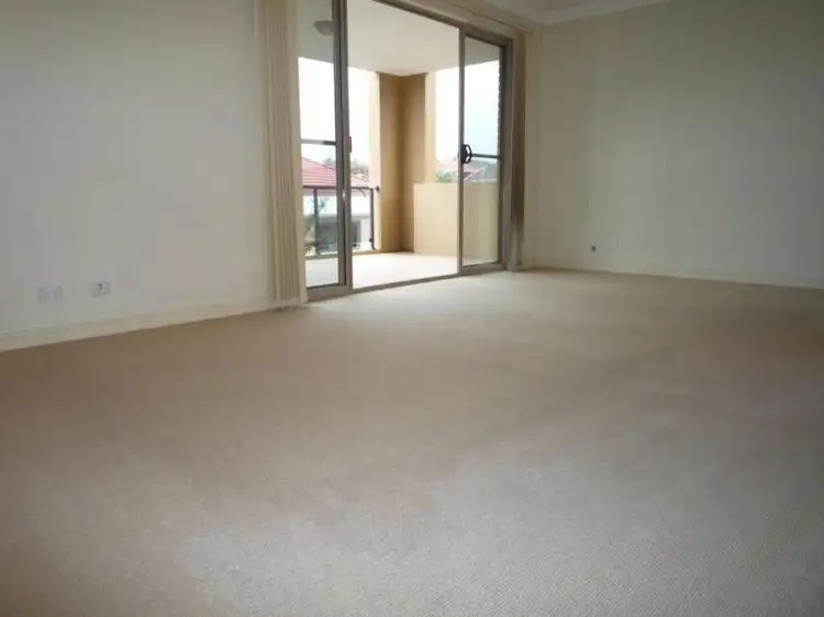 10/68-72 Roscoe Street