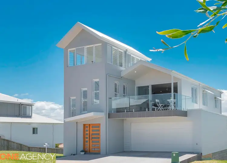 33 Seaside Circuit, Caves Beach NSW 2281