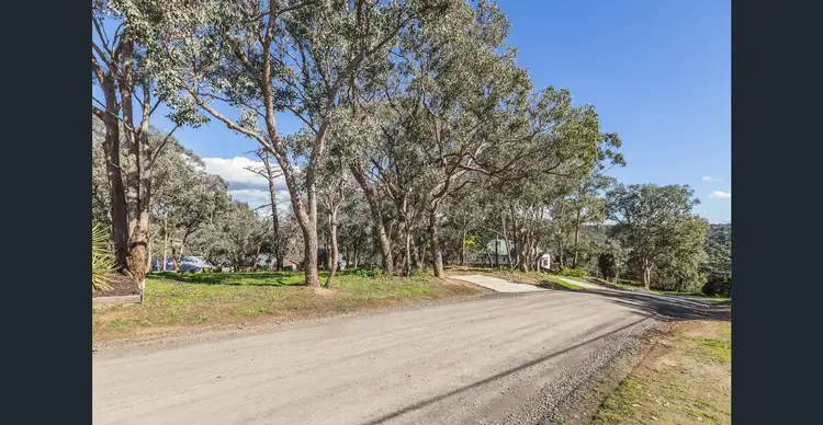 12 Upper Road, Wattle Glen VIC 3096