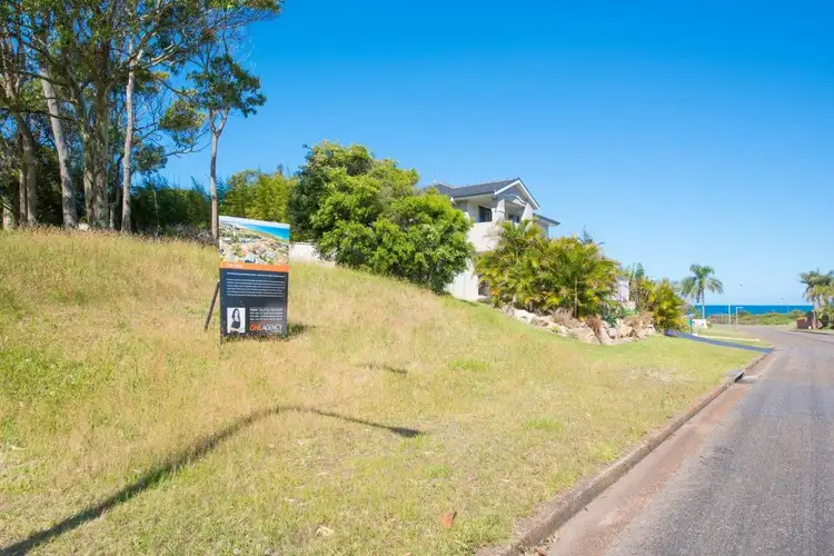 14 Copper Valley Close, Caves Beach NSW 2281