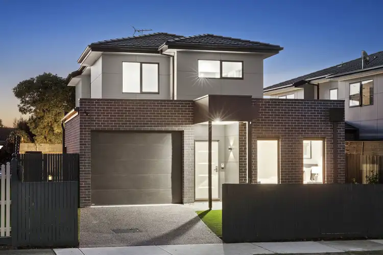 2a Ronald Avenue, Frankston South VIC 3199