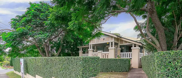 62 Glebe Road, Newtown QLD 4305
