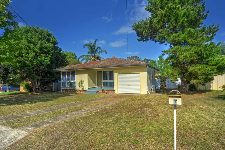 7 Alfred Street, Bomaderry NSW 2541