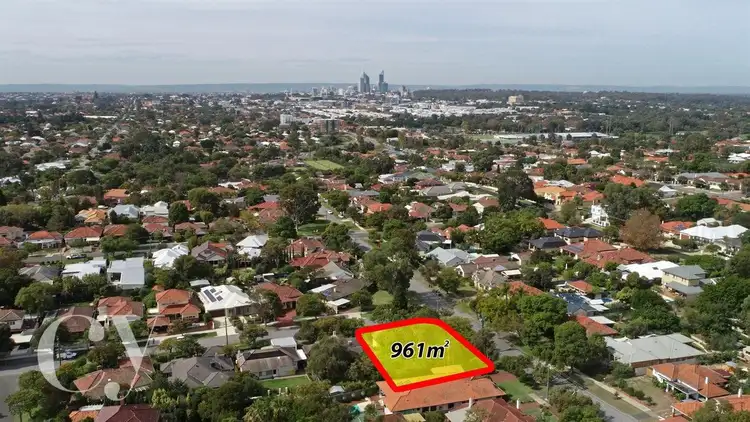 Fifth view of Homely house listing, 1 Linden Gardens, Floreat WA 6014