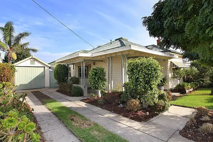 37 Woods
Street, Newport VIC 3015