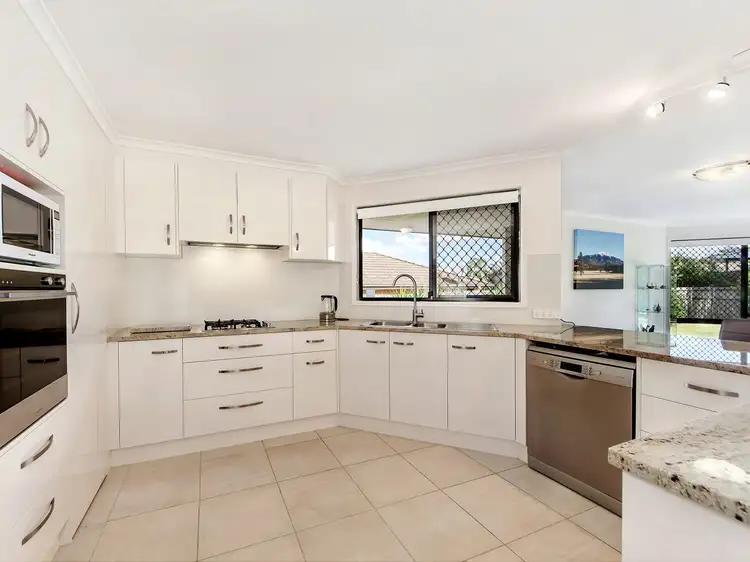 47 Pearse Drive, Brassall QLD 4305
