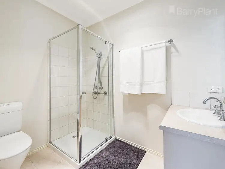 Sixth view of Homely house listing, 4 Southern Aurora Place, Boronia VIC 3155