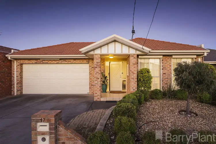 17 Sexton Court, Altona Meadows VIC 3028