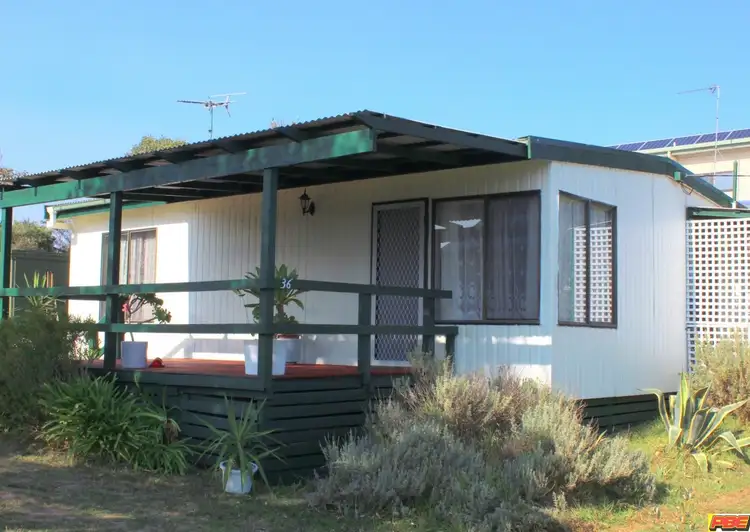 36 McINDOE AVENUE, Venus Bay VIC 3956