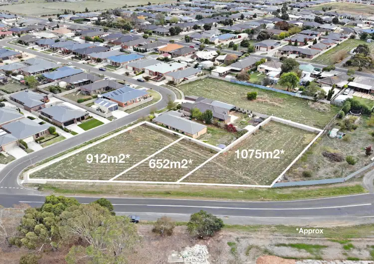 8,10, & 12 Crown Street, Sebastopol VIC 3356