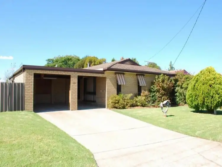 404E Ross Cct, Lavington NSW 2641
