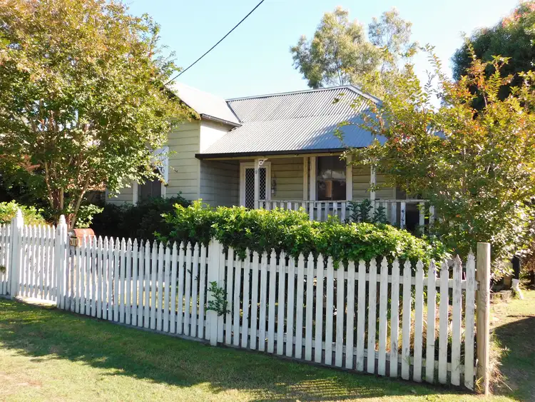 9 Ellalong Street, Pelaw Main NSW 2327