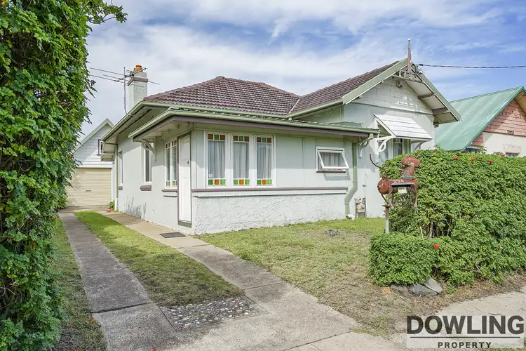 294 Fullerton Street, Stockton NSW 2295