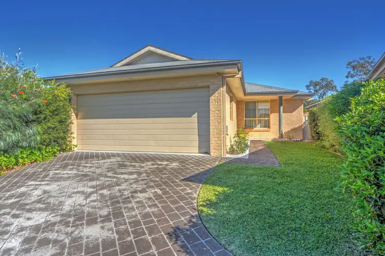 69 Lyndhurst Drive, Bomaderry NSW 2541