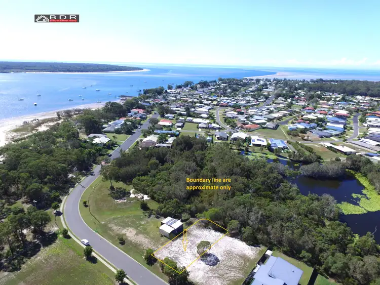 109 Riverview Drive, Burrum Heads QLD 4659