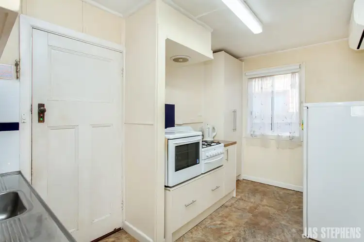 Fourth view of Homely house listing, 11 Empress Avenue, Kingsville VIC 3012