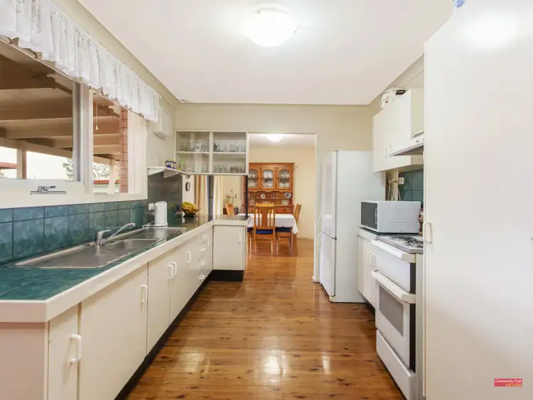 Fourth view of Homely house listing, 20 Foveaux Ave, Lurnea NSW 2170