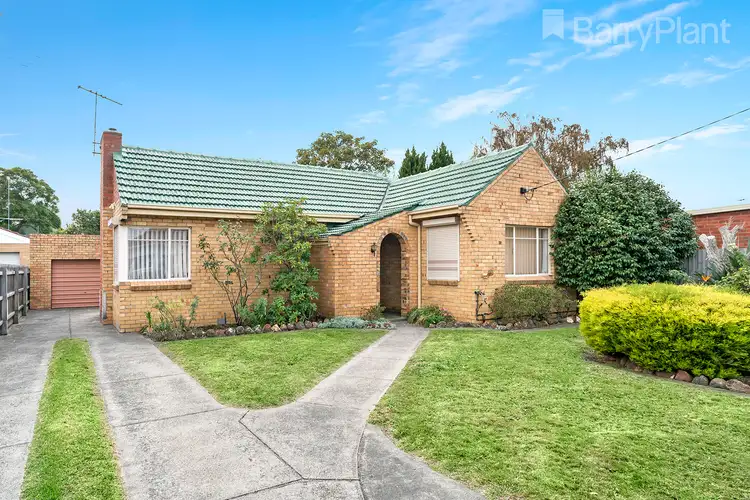 9 Dallas Avenue, Hughesdale VIC 3166