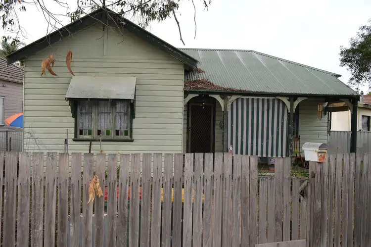 24 Boomerang Street, Cessnock NSW 2325